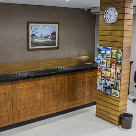 Abrolhos Praia Hotel Форталеза Екстер'єр фото